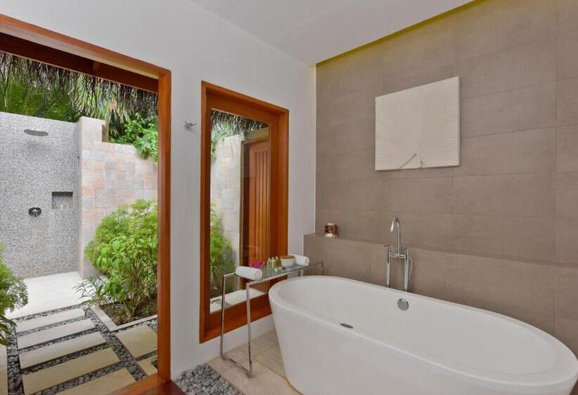 سوییت با استخر, Baros Maldives