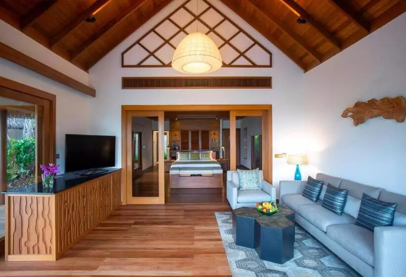 سوییت با استخر, Baros Maldives