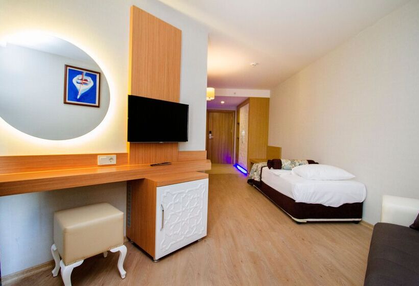 패밀리 룸, Blue Wave Suite