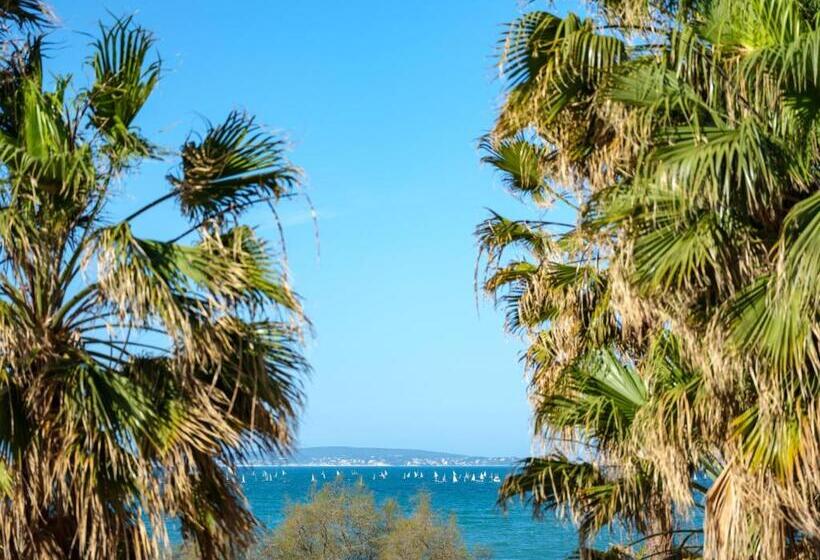 غرفة قياسية مطلّة علي البحر مزوَّدة بشُرفة, Ciutat Jardi