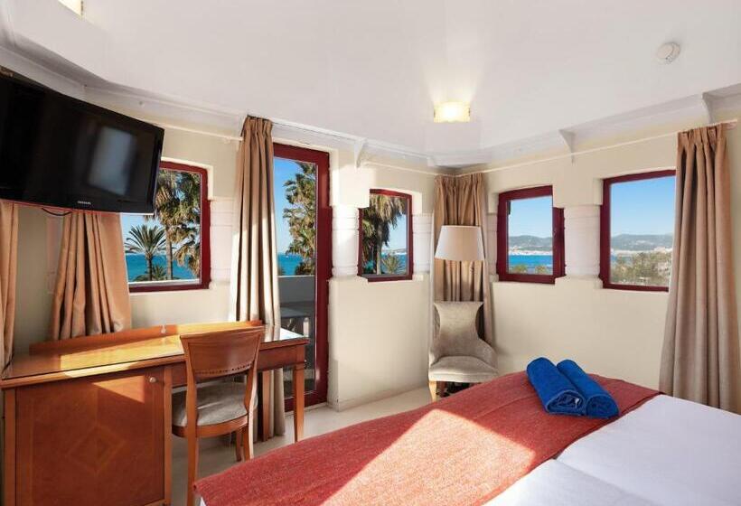 غرفة قياسية مطلّة علي البحر مزوَّدة بشُرفة, Ciutat Jardi