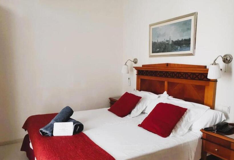 غرفة سوبيريور, Ciutat Jardi