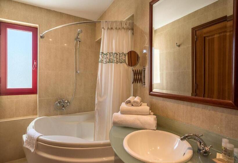 غرفة سوبيريور, Ciutat Jardi