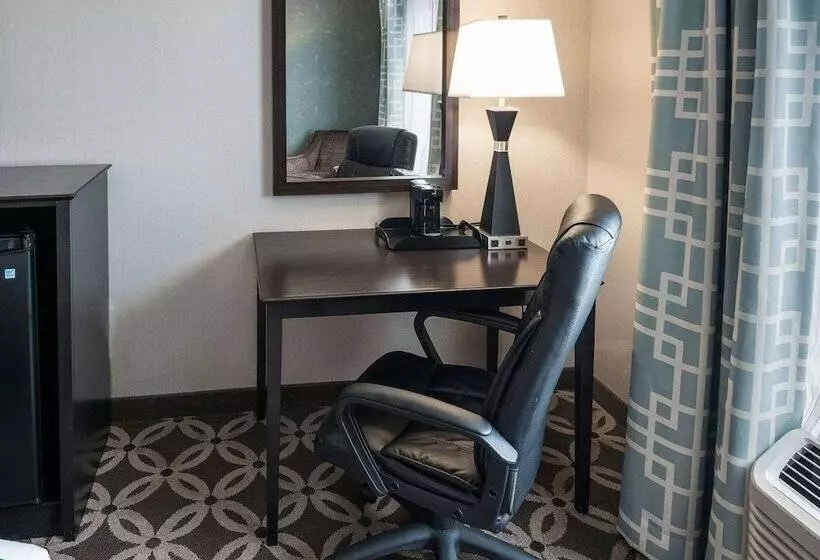 スイート, Comfort Inn Rehoboth Beach