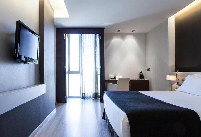 اتاق استاندارد, Diagonal Plaza