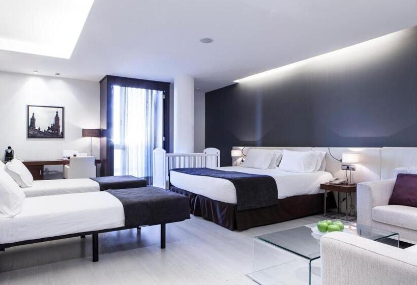 اتاق سوپریور چهار تخته, Diagonal Plaza