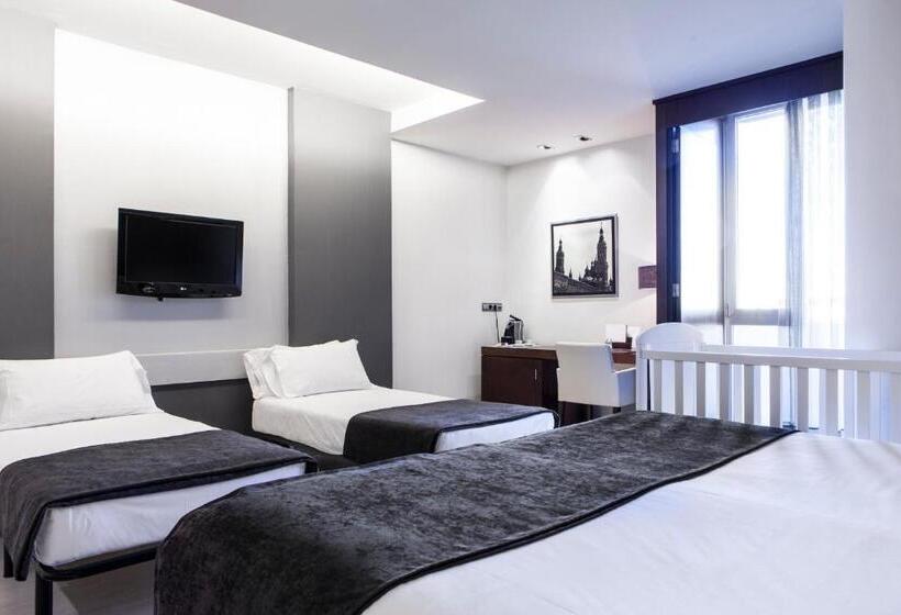 اتاق سوپریور چهار تخته, Diagonal Plaza