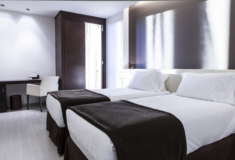 اتاق استاندارد, Diagonal Plaza