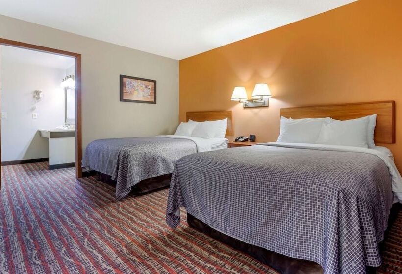غرفه قياسيه سريرين مزدوجين, Econo Lodge Lakeview