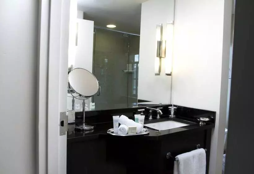 اتاق پرمیوم, Ellis Hotel, Atlanta, A Tribute Portfolio