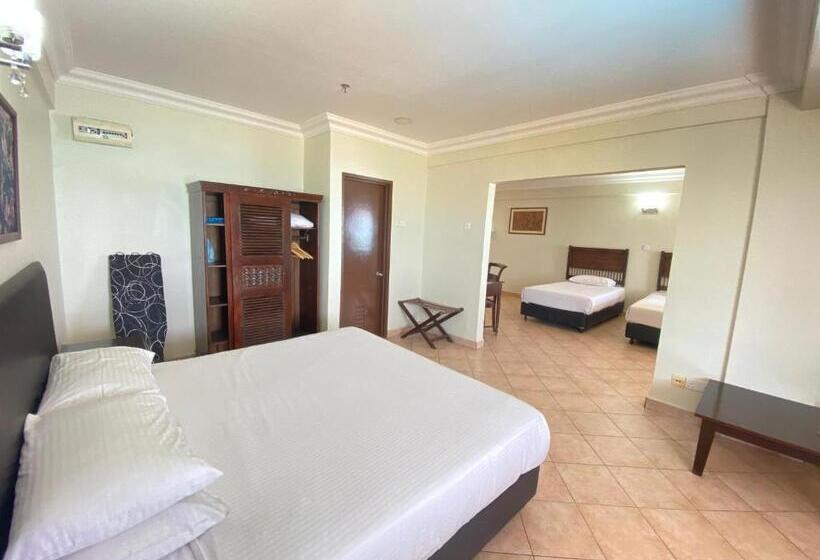 غرفة عائلية, ērya By Suria Cherating