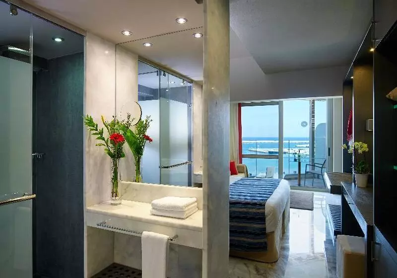 Deluxe Suite Sea View