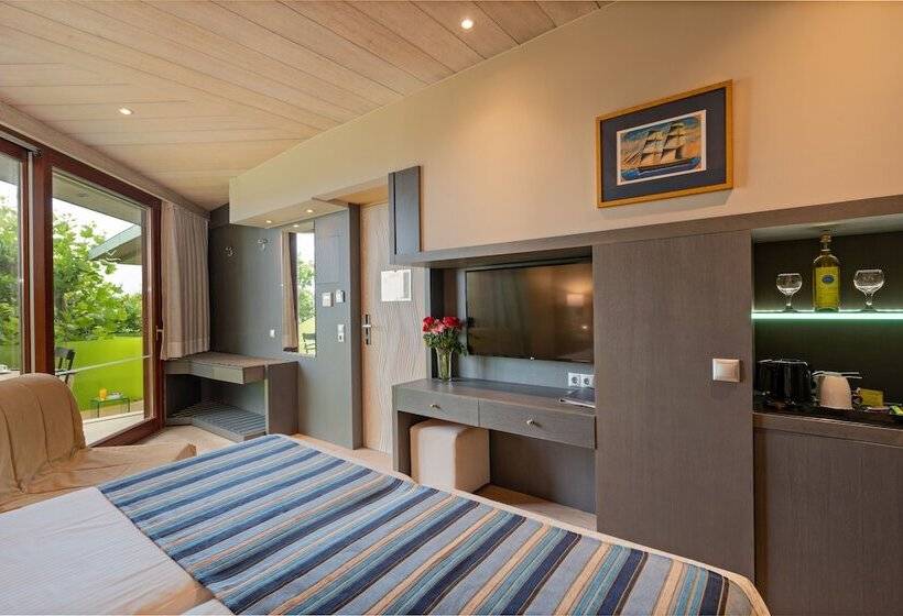 주니어 스위트 바다 전망, Kyma Suites Beach