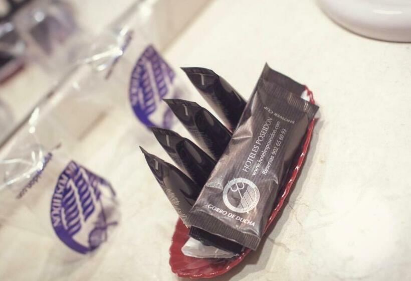 Номер Стандарт, La Estacion