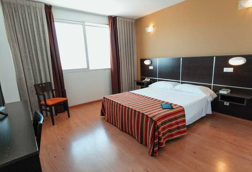 Четырехместный Номер Стандарт, La Estacion