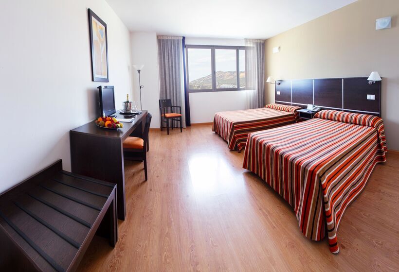 Номер Стандарт, La Estacion