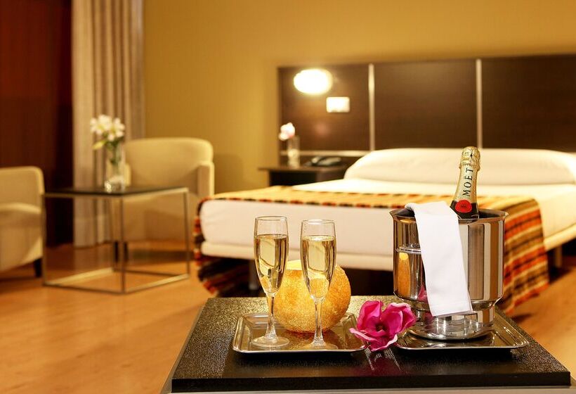 Номер Стандарт, La Estacion