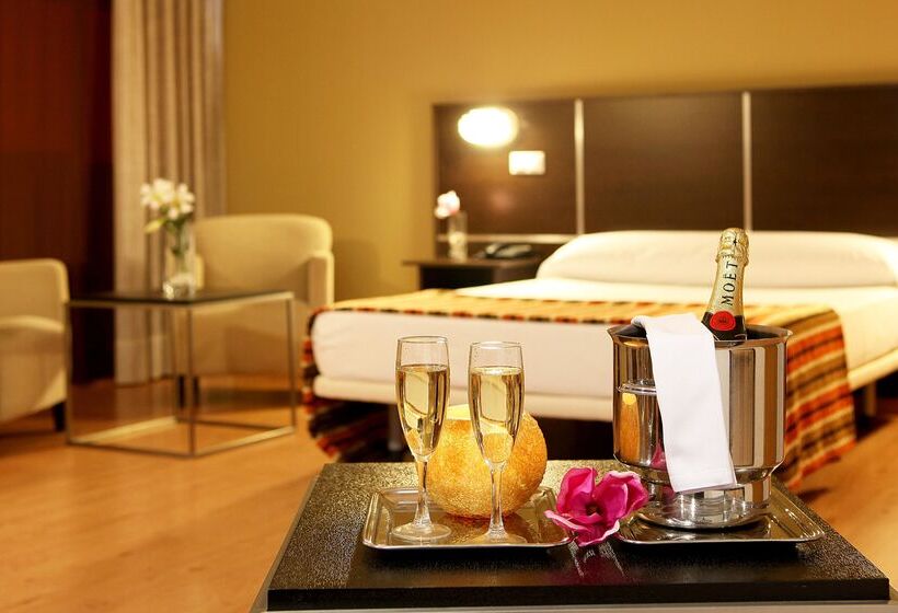 Номер Стандарт, La Estacion