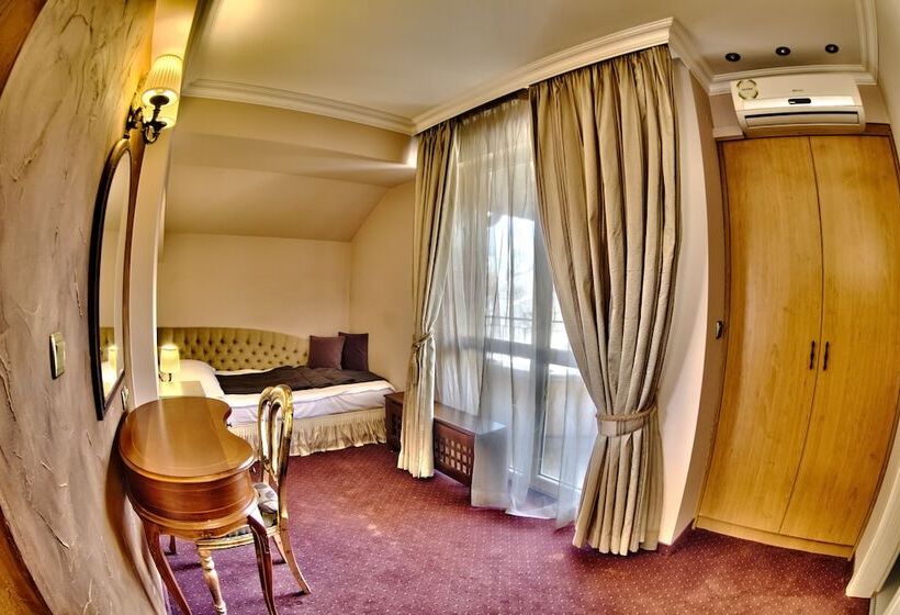 Perhehuone, Meglozenetz