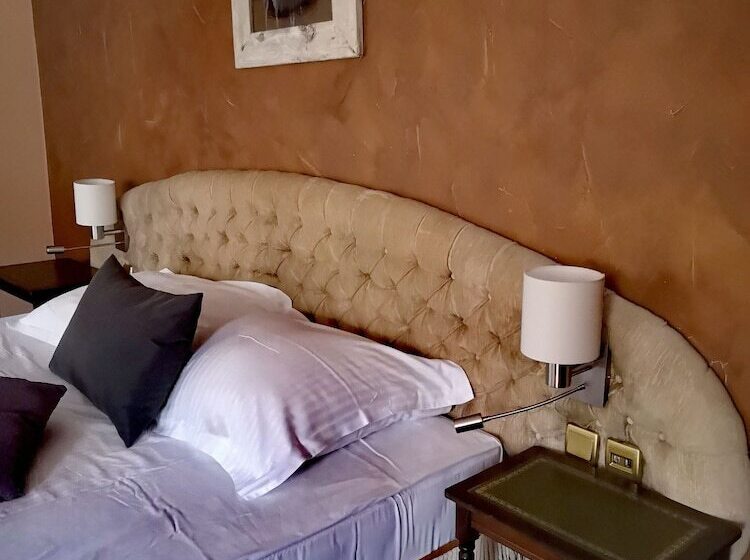 Perhehuone, Meglozenetz