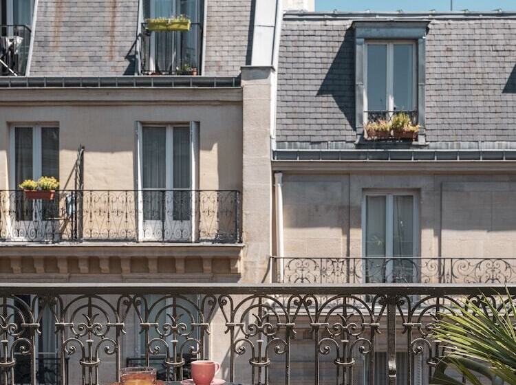 Номер Superior, Seven