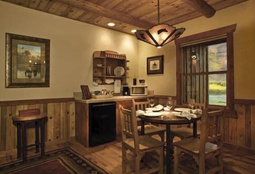 Студия Deluxe, Sorrel River Ranch Resort