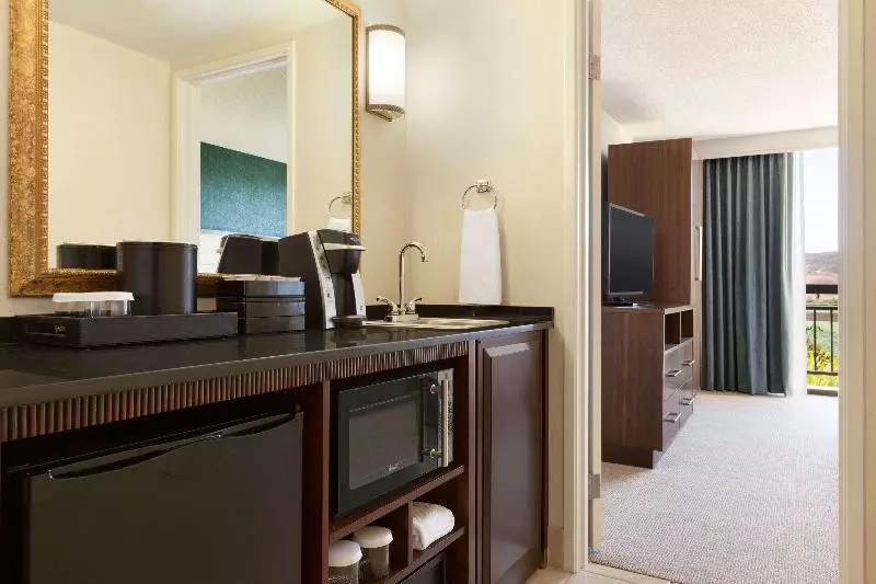 اتاق استاندارد, Three Corners Rihana Resort