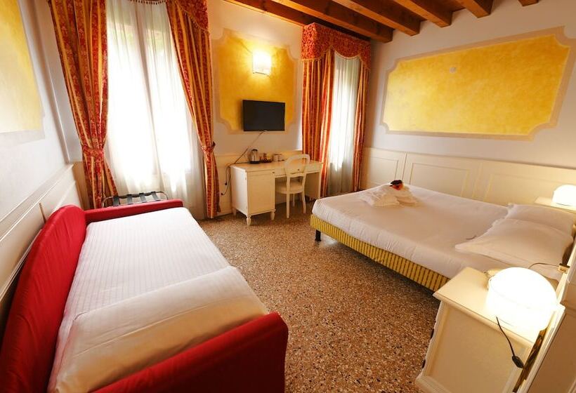 غرفة قياسية, Villa Patriarca