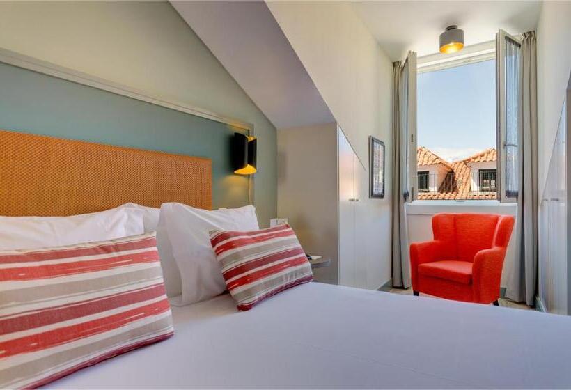 Quarto Economy, Vincci Baixa