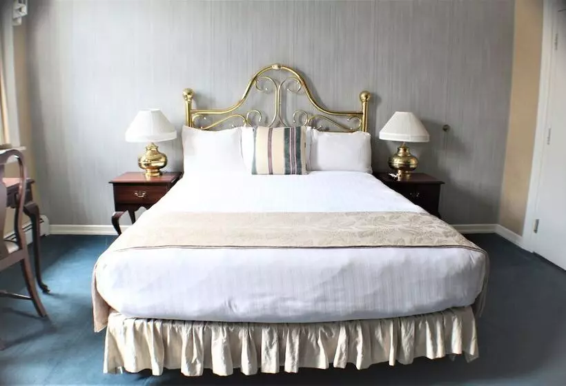 デラックスルーム, Waynebrook Inn, Est 1865