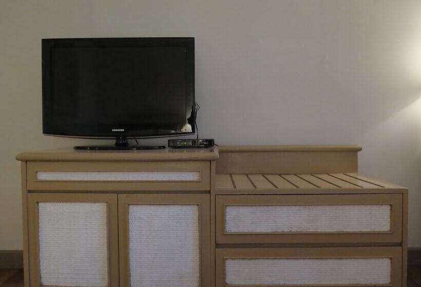 اتاق لوکس, Waterfront Insular Hotel Davao