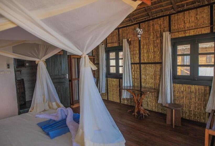 Triple Room Sea View, Belo Beach