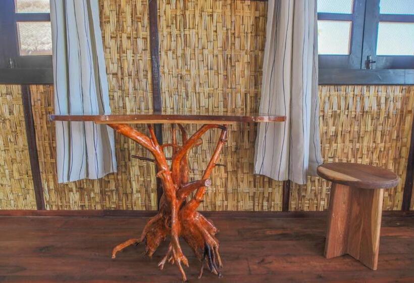 اتاق استاندارد چهار تخته با چشمانداز دریا, Belo Beach