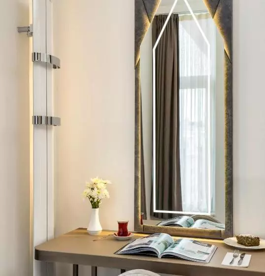 اتاق استاندارد سه نفره, Adamar Hotel Special Category