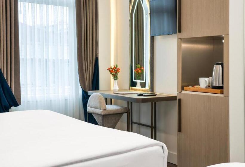 اتاق استاندارد سه نفره, Adamar Hotel Special Category