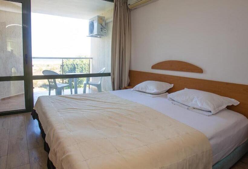 Family Room Sea View, Amfibia Beach Complex