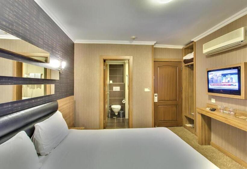 Camera Standard, Antroyal