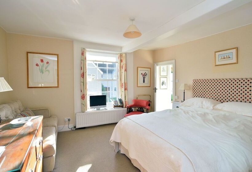 スタンダードルーム, B&b Castleton House