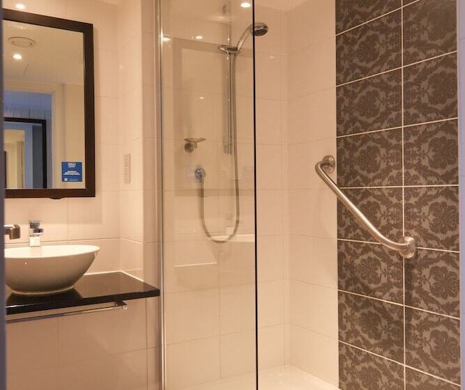 Номер Стандарт, Doubletree By Hilton Hotel Bristol South   Cadbury House