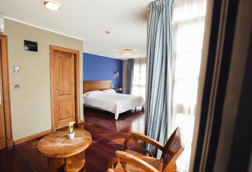 キングサイズベッドのデラックスルーム, El Sella