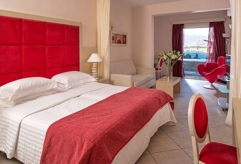 جناح جونيور, Grand Beach Mykonos