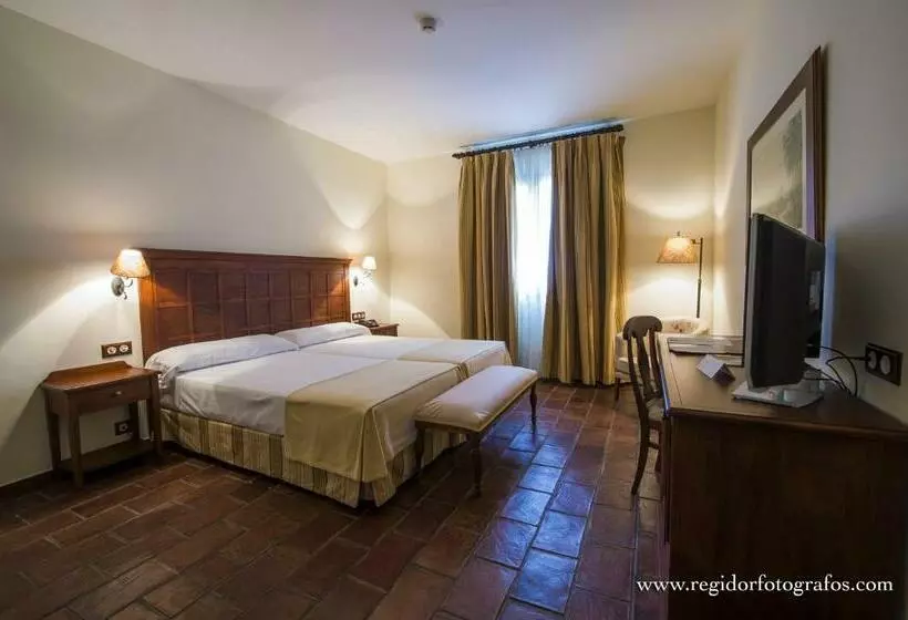 スーペリアールーム, Hospedium Hotel Cortijo Santa Cruz