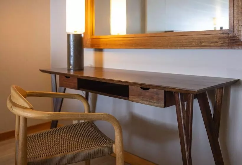 Senior Suite, Le Boucan Canot