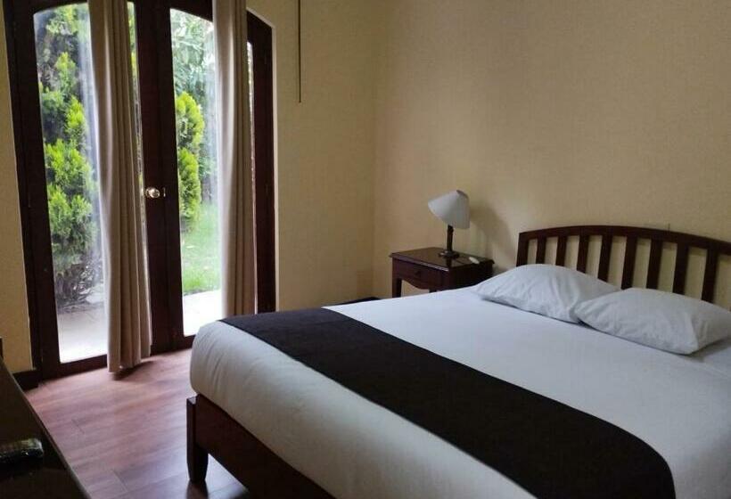 غرفة قياسية ثلاثية, Meliana