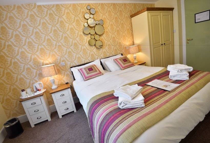 Quarto Estandar, The Crown