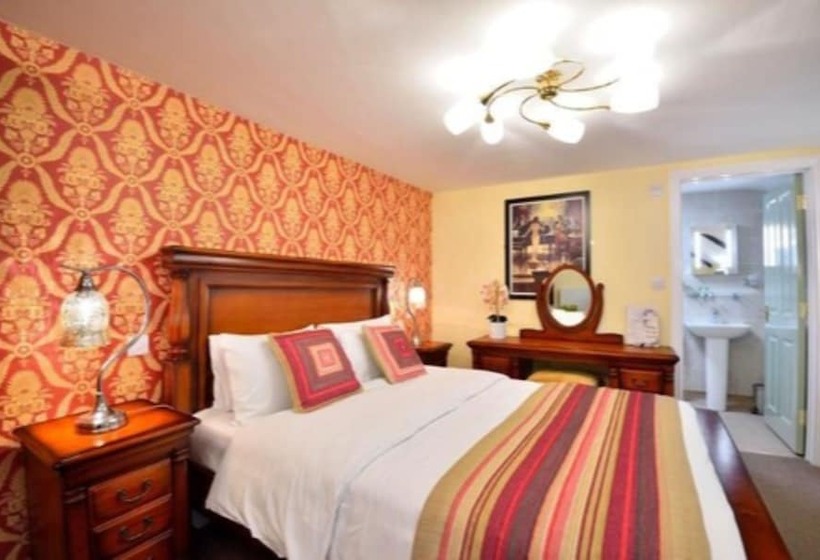 Номер Superior, The Crown