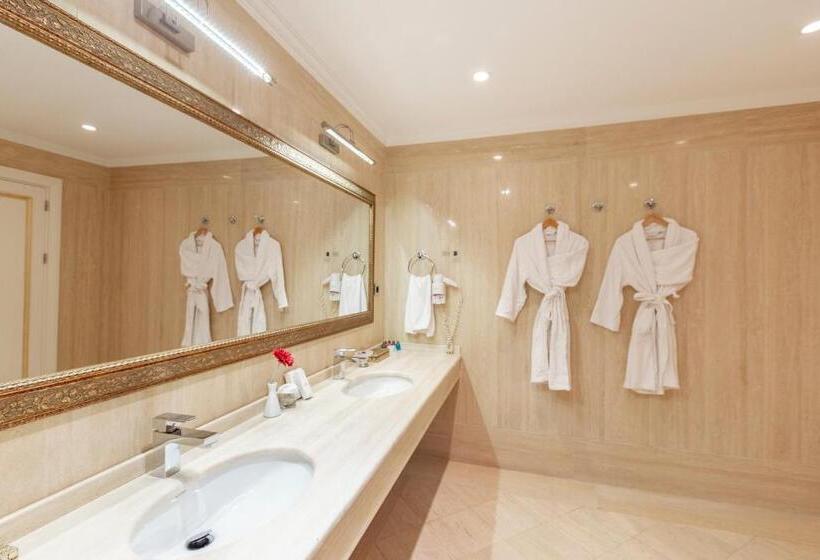 Четырехместный Номер Стандарт, The Sign şile Hotel & Spa