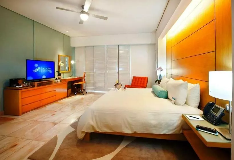 اتاق سوپریور با تخت بزرگ, Palacio Mundo Imperial Riviera Diamante Acapulco