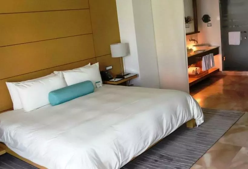 اتاق کلاب, Palacio Mundo Imperial Riviera Diamante Acapulco