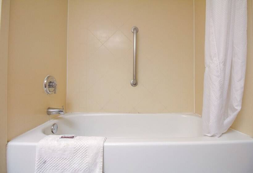 Quarto Estandar 2 Camas Casal, Tulsa Square Hotel Central, I-44 By OYO